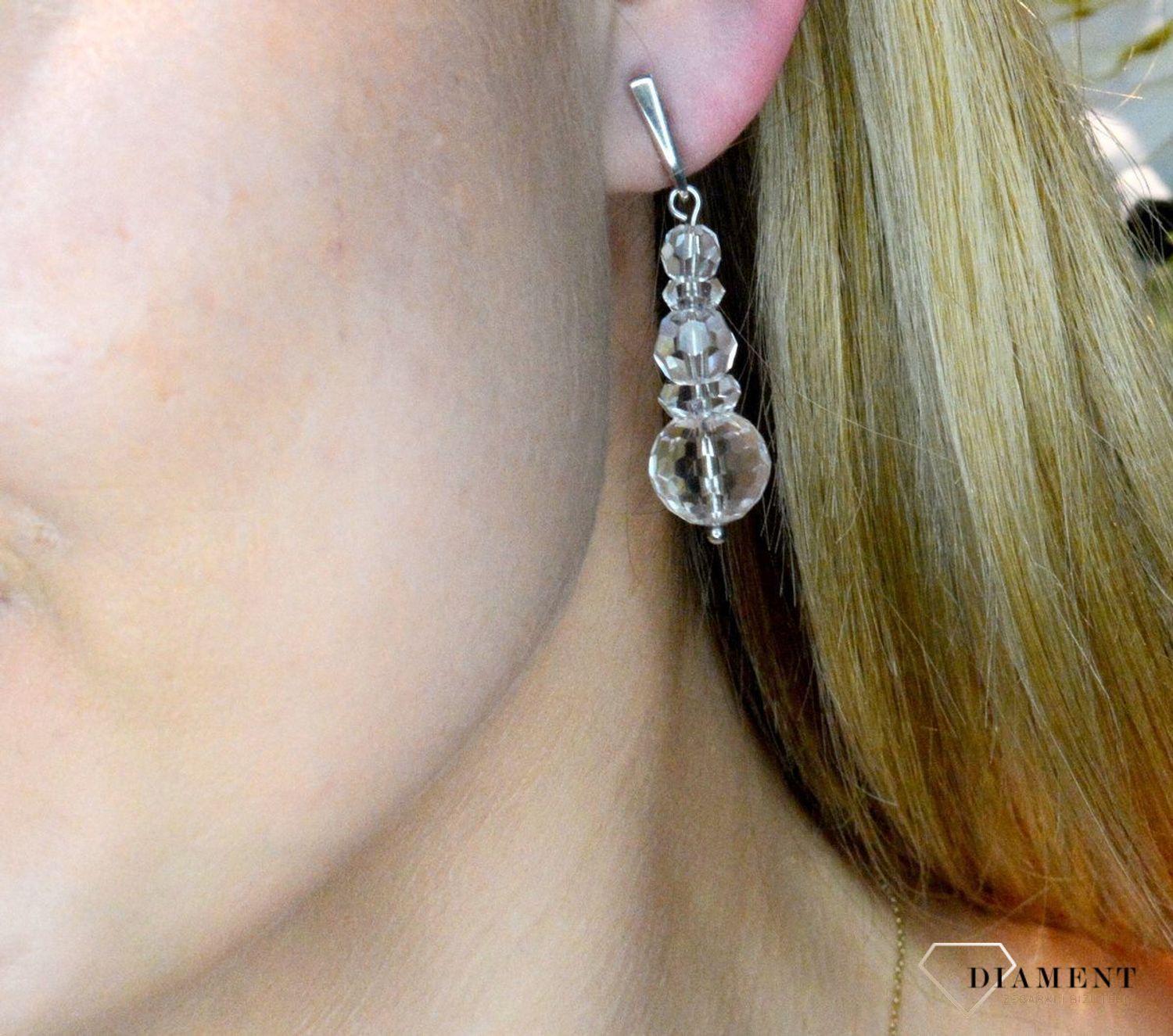 Srebrne kolczyki wiszące z kamieniem Swarovskiego KR2 559..jpg